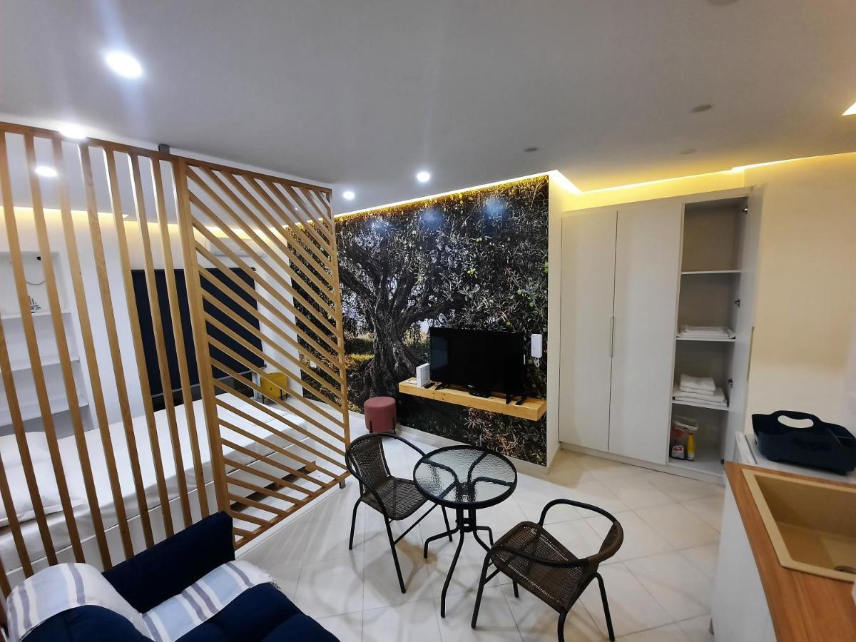 Saranda Promenade Apts ภายนอก รูปภาพ